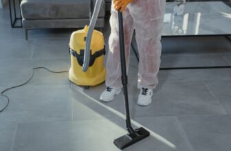 What Ought to a Senior Residing Facility Search for in a Business Vacuum? – Vacuum Warehouse
